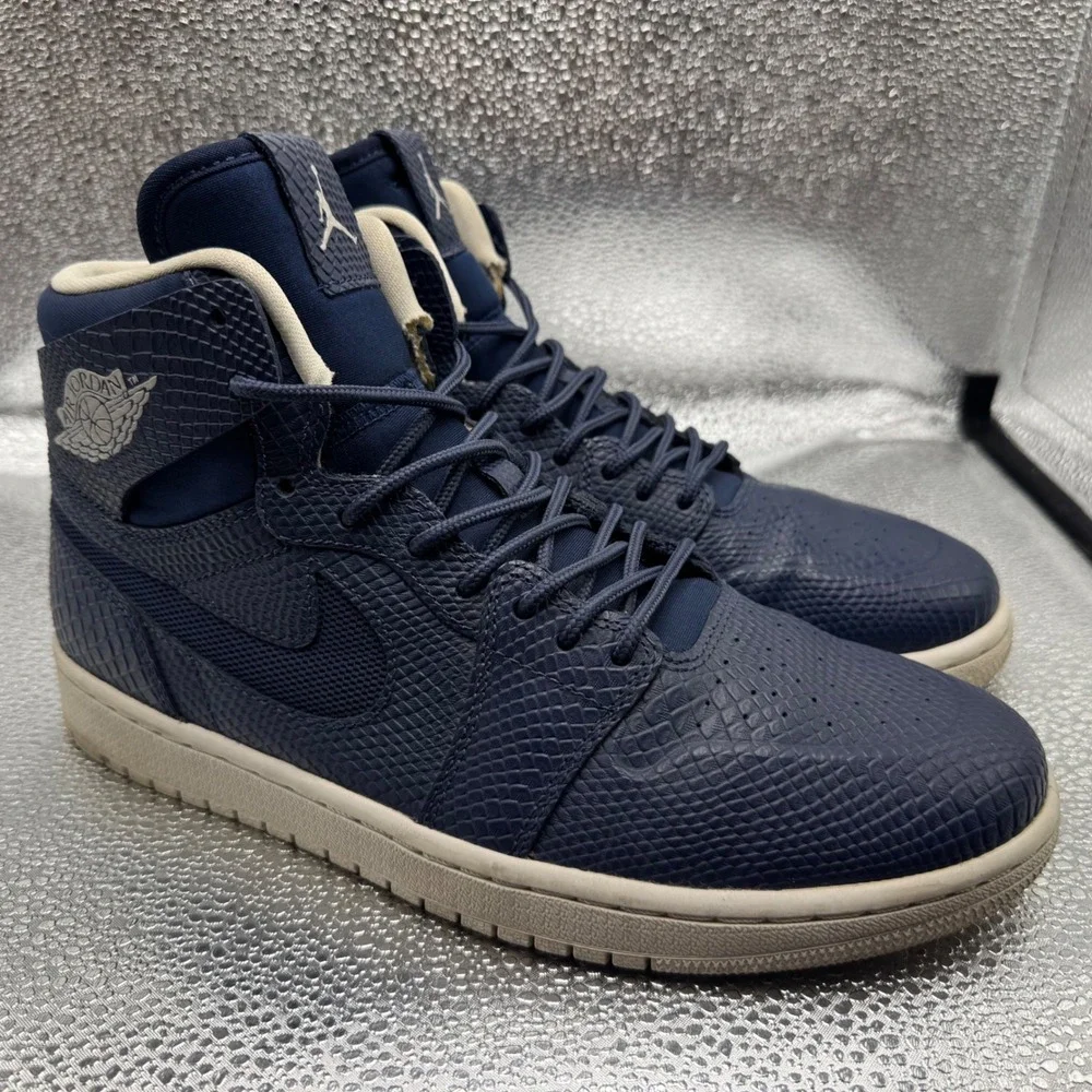 Size 9 Jordan 1 Nouveau Midnight Navy Mens Blue Good Snakeskin 819176-407